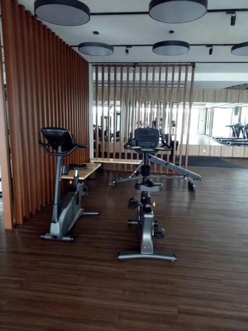 Ss Condostay Residensi Lili, Nilai Nearby Klia, Usim - Infinity Pool, Wifi, Smart Tv 外观 照片
